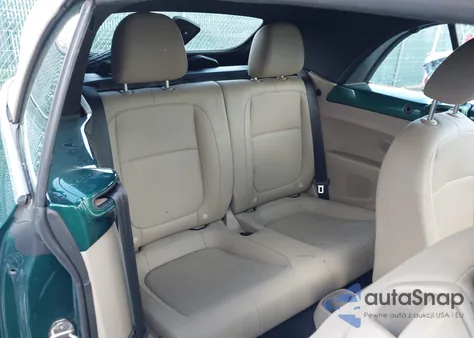 2018 Volkswagen Beetle 2.0T Coast/2.0T S/2.0T Se из США, поврежденный, VIN 3VW5DAATXJM506147